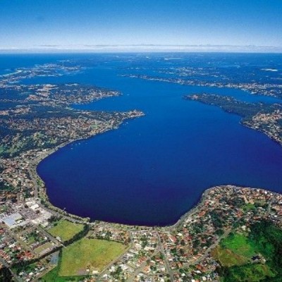 macquarie lake nsw round marmong point superboat pit marina area