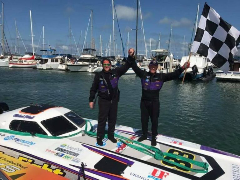 Tough conditions at Hervey Bay Offshore Superboat Championships